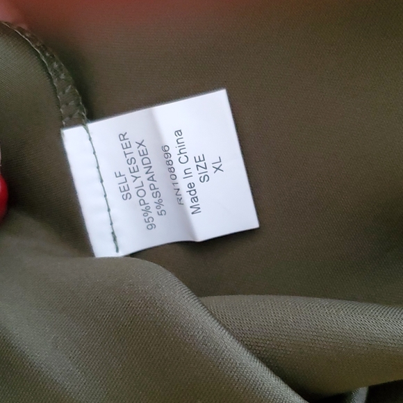 Olive Green peplum top - Picture 4 of 4